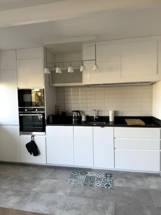 Appartement Neuf Avec Balcon Et Parking Prive Caen Eksteriør billede