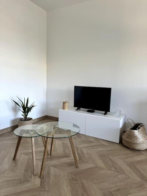 Appartement Neuf Avec Balcon Et Parking Prive Caen Eksteriør billede