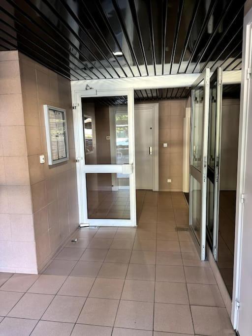 Appartement Neuf Avec Balcon Et Parking Prive Caen Eksteriør billede